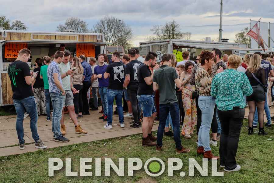 Publiek    Bezoekers (125)